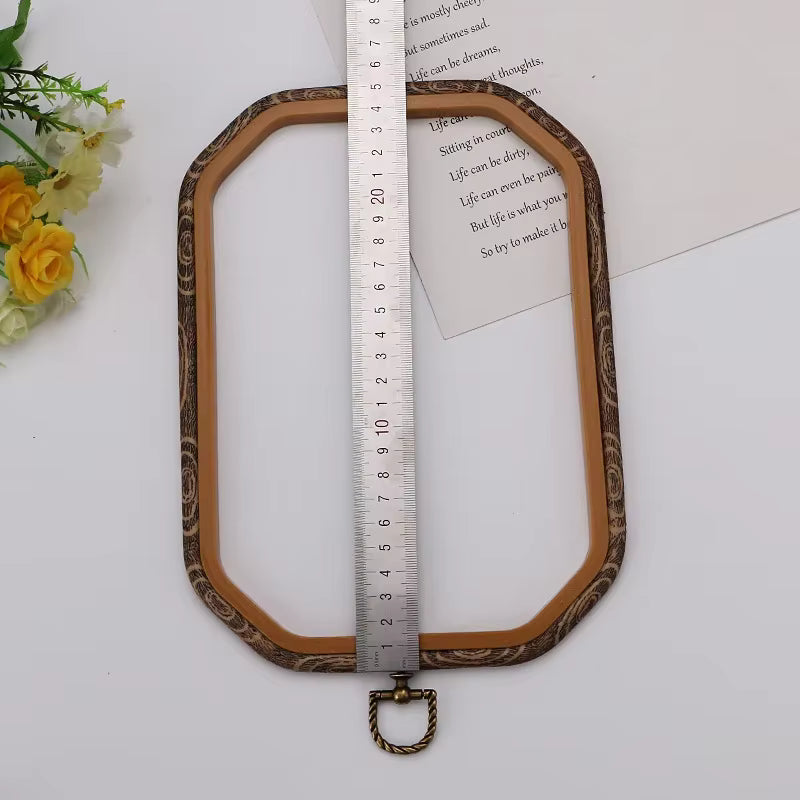 StitchHoops – Dekorative Stickrahmen in Holzoptik für deine Stickprojekte