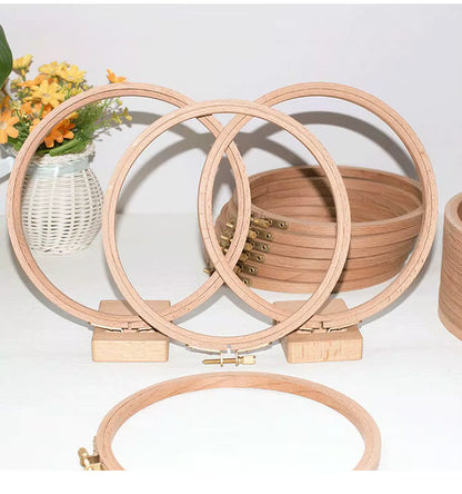 StitchHoops Classic – Verstellbare Stickrahmen aus Buchenholz für Stickprojekte